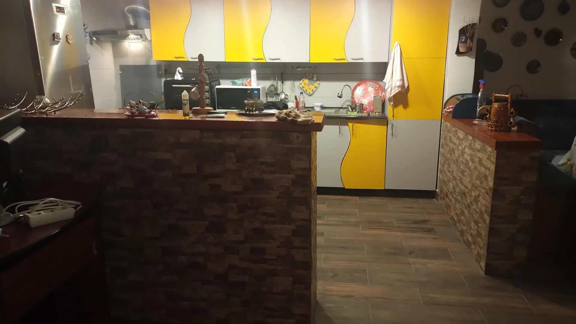 Casuta De Vis Villa Bükreş Tatil Evi